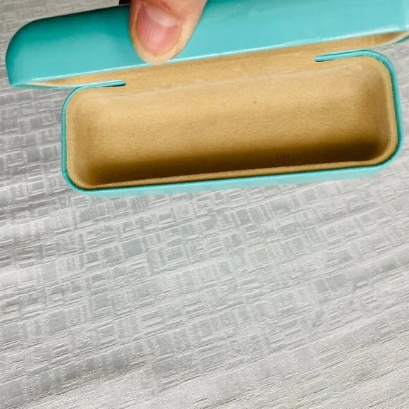 Tiffany & Co. Turquoise Hard Shell Eyeglasses Case​ - Picture 6 of 13